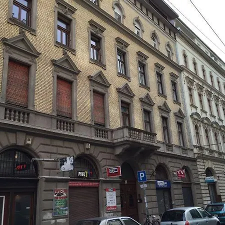 Apartman Voeroesmarty Apartment Budapest